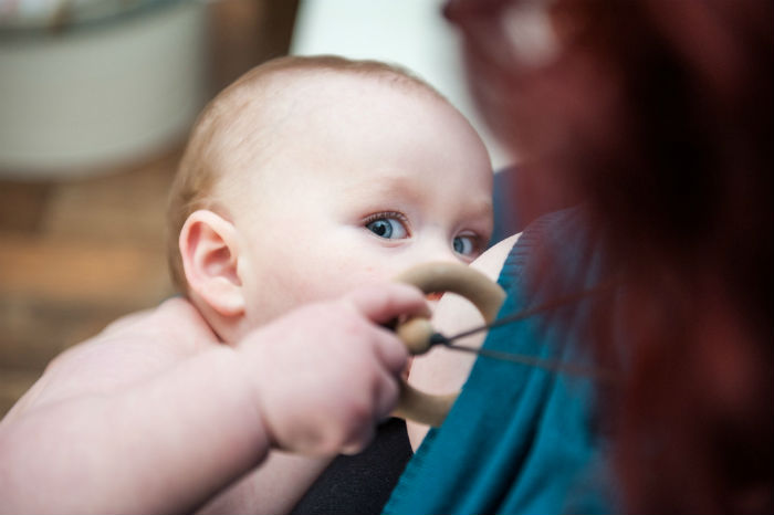 my-baby-is-too-distracted-to-breastfeed-womenshealthtoday.blog