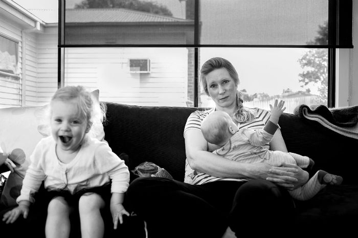 3 ways to cope with sleep deprivation for breastfeeding moms